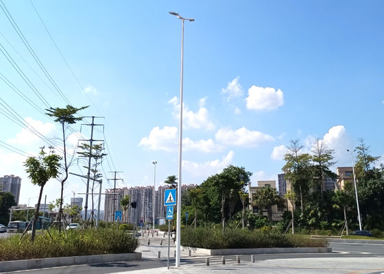 Q235 Steel Pipes Galvanised Street Light Pole Double Arm Tapered